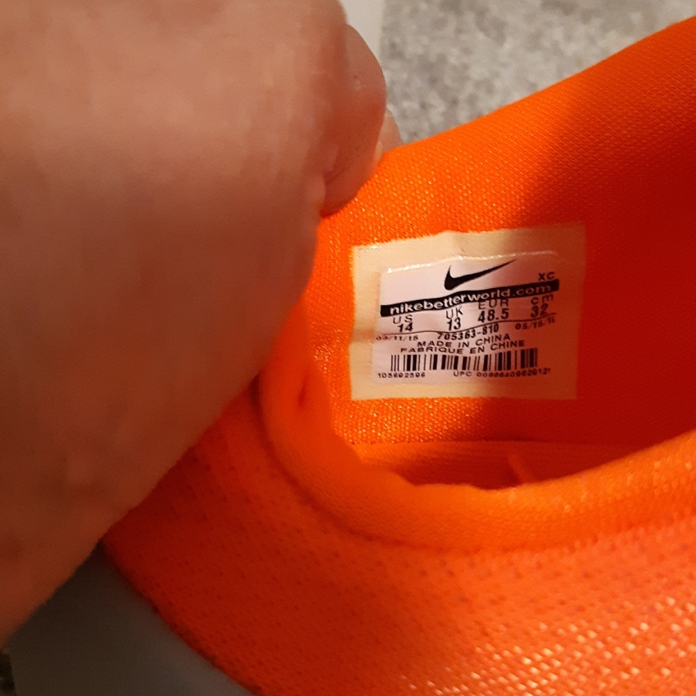 Sneaker shoes - Picture 2 of 6